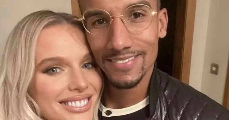 0_Helen-Flanagan-reveals-she-was-diagnosed-with-psychosis-after-emotionally-struggling-with-her-brea